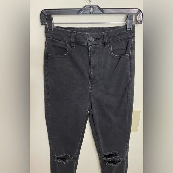 American Eagle Strech Distressed Curvy Highest Rise Jegging Black Jean Pant Sz 2 - Picture 9 of 15